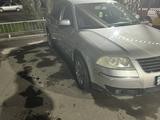 Volkswagen Passat 2001 года за 2 500 000 тг. в Алматы – фото 4