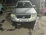 Volkswagen Passat 2001 года за 2 500 000 тг. в Алматы