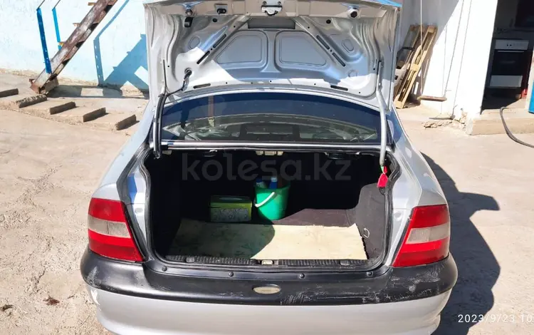 Opel Vectra 1998 годаfor1 500 000 тг. в Ленгер