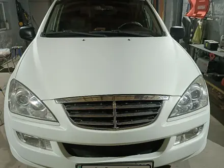 SsangYong Kyron 2012 года за 5 500 000 тг. в Караганда – фото 2