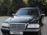 Mercedes-Benz C 180 1998 годаfor2 290 000 тг. в Алматы – фото 3