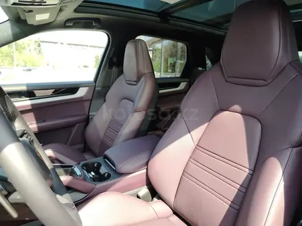 Porsche Cayenne S 2025 года за 106 100 000 тг. в Алматы – фото 8