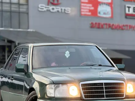 Mercedes-Benz E 280 1994 года за 2 400 000 тг. в Алматы – фото 2