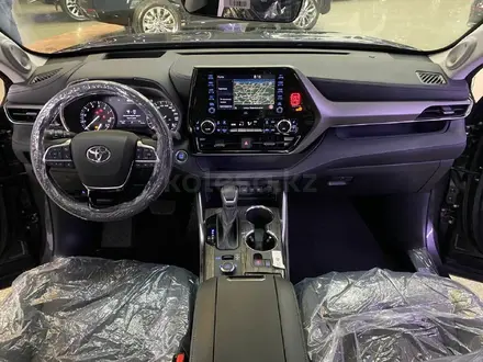 Toyota Highlander Luxe 2022 года за 46 000 000 тг. в Алматы – фото 7