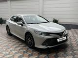 Toyota Camry 2018 годаfor12 700 000 тг. в Шымкент – фото 3