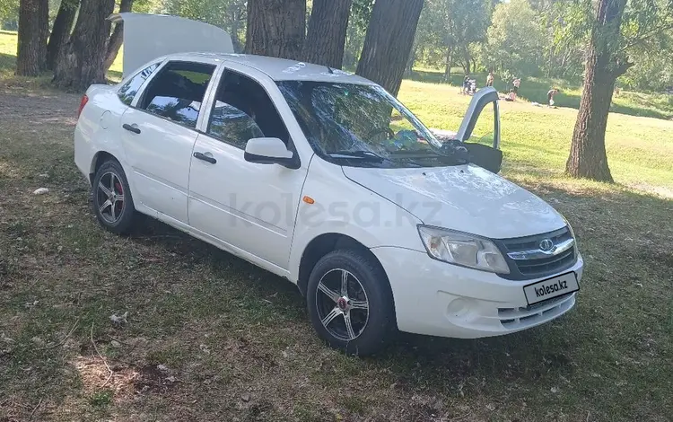 ВАЗ (Lada) Granta 2190 2014 годаүшін2 000 000 тг. в Семей