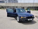 BMW 728 1998 года за 3 200 000 тг. в Алматы