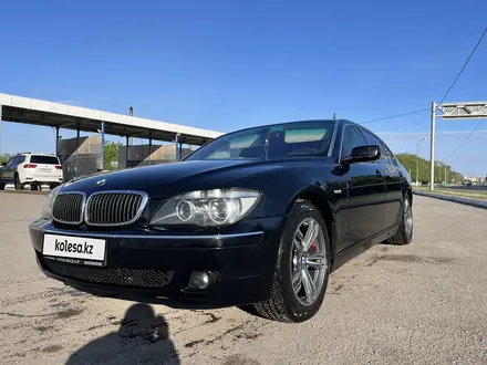 BMW 740 2008 года за 6 370 000 тг. в Караганда – фото 2