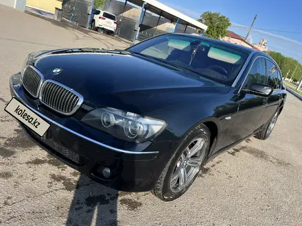 BMW 740 2008 года за 6 370 000 тг. в Караганда – фото 5