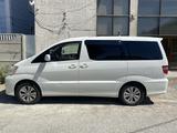 Toyota Alphard 2005 года за 8 000 000 тг. в Актау