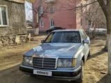 Mercedes-Benz E 260 1990 года за 1 800 000 тг. в Сатпаев