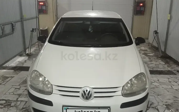 Volkswagen Golf 2006 годаүшін3 000 000 тг. в Караганда