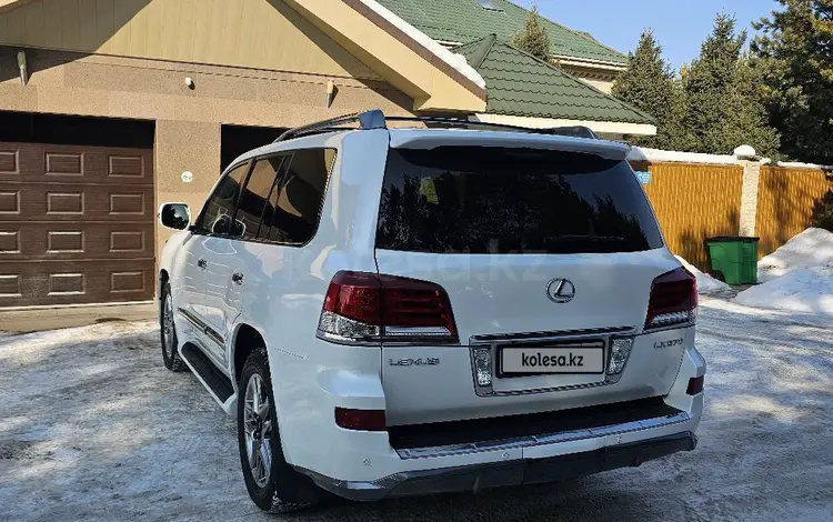 Lexus LX 570 2012 годаfor23 000 000 тг. в Алматы