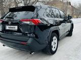 Toyota RAV4 2019 годаүшін14 100 000 тг. в Караганда – фото 4