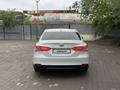 Toyota Camry 2018 годаүшін13 500 000 тг. в Актобе – фото 2
