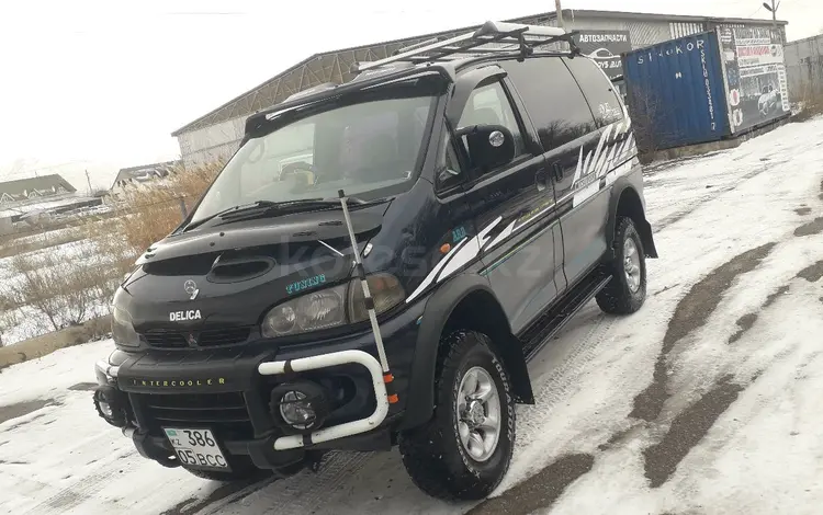 Mitsubishi Delica 1995 годаүшін3 900 000 тг. в Алматы