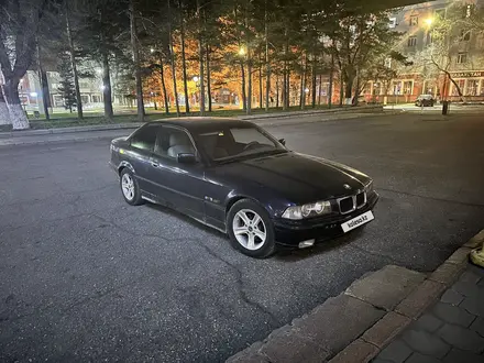 BMW 320 1995 года за 1 874 999 тг. в Караганда