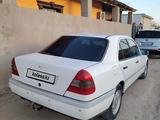 Mercedes-Benz C 280 1995 года за 2 000 000 тг. в Жанаозен – фото 2