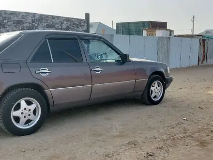 Mercedes-Benz E 230 1992 года за 1 500 000 тг. в Байконыр