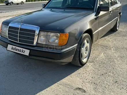 Mercedes-Benz E 200 1993 года за 1 900 000 тг. в Жанакорган – фото 5