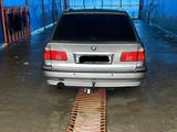 BMW 528 1997 года за 4 999 999 тг. в Атырау – фото 4