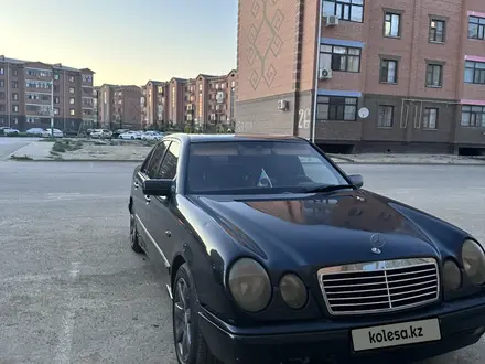 Mercedes-Benz E 280 1998 года за 2 200 000 тг. в Кызылорда