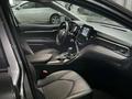 Toyota Camry 2022 года за 12 300 000 тг. в Алматы – фото 8