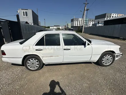 Mercedes-Benz E 230 1990 года за 1 100 000 тг. в Алматы – фото 7