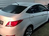 Hyundai Accent 2015 года за 4 100 000 тг. в Кокшетау – фото 2