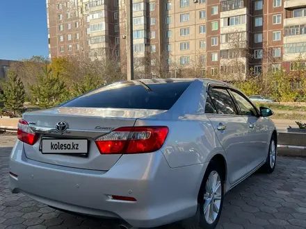 Toyota Camry 2012 года за 11 000 000 тг. в Караганда – фото 5