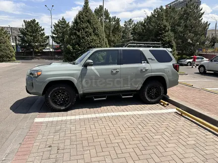 Toyota 4Runner 2023 года за 28 000 000 тг. в Алматы – фото 6