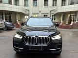 BMW X5 2022 годаүшін35 100 000 тг. в Астана – фото 2