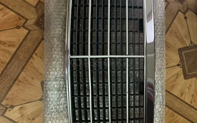 Решетка радиатора w 140 за 25 000 тг. в Астана