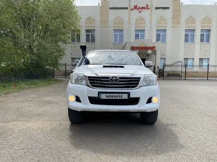 Toyota Hilux 2014 года за 10 500 000 тг. в Уральск