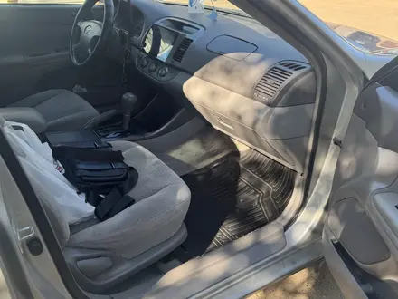 Toyota Camry 2002 года за 4 500 000 тг. в Уральск – фото 10