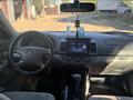 Toyota Camry 2002 года за 4 500 000 тг. в Уральск – фото 11