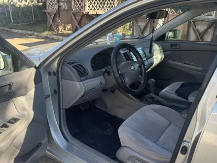 Toyota Camry 2002 года за 4 500 000 тг. в Уральск – фото 8