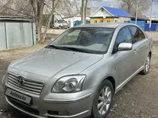 Toyota Avensis, 2004