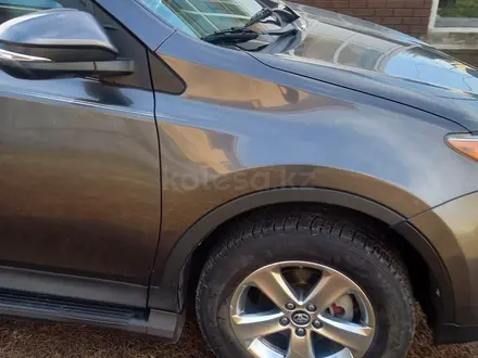 Toyota RAV4 2015 года за 11 300 000 тг. в Алматы – фото 4