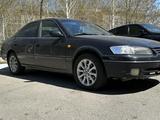 Toyota Camry 1997 годаүшін3 400 000 тг. в Усть-Каменогорск – фото 3