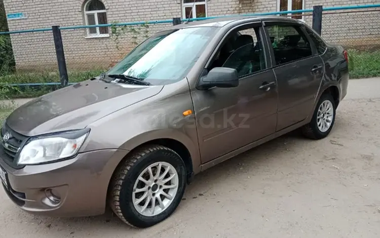 ВАЗ (Lada) Granta 2190 2014 годаүшін2 800 000 тг. в Актобе