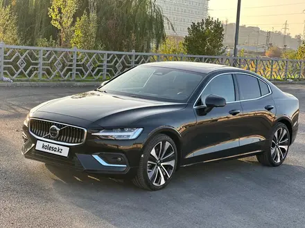 Volvo S60 2023 года за 24 500 000 тг. в Астана – фото 32