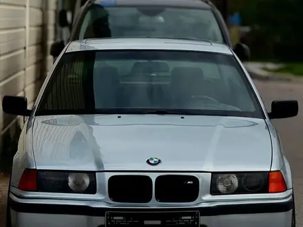 BMW 328 1993 года за 1 500 000 тг. в Алматы