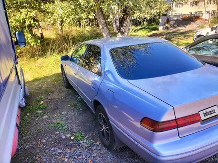 Toyota Camry 1999 года за 3 000 000 тг. в Усть-Каменогорск – фото 3