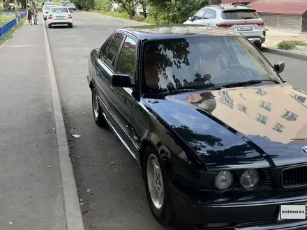 BMW 525 1994 года за 3 500 000 тг. в Алматы – фото 2