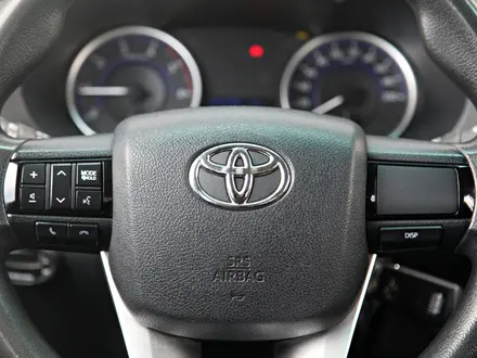 Toyota Hilux 2018 года за 13 490 000 тг. в Алматы – фото 16