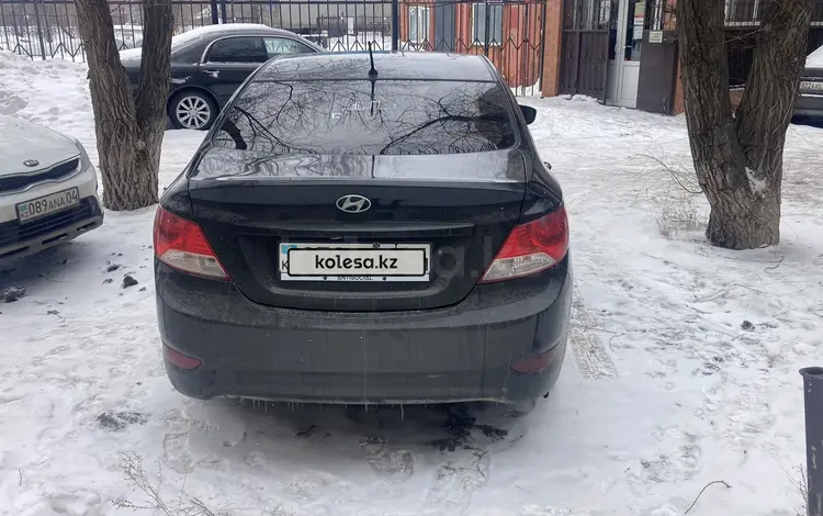 Hyundai Solaris 2013 года за 3 750 000 тг. в Актобе