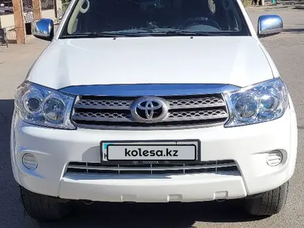 Toyota Fortuner 2009 года за 9 300 000 тг. в Семей