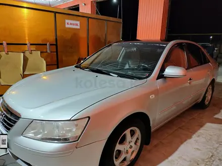 Hyundai Sonata 2008 года за 4 550 000 тг. в Актау – фото 3