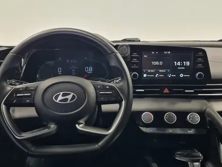 Hyundai Elantra 2023 года за 8 070 000 тг. в Алматы – фото 13